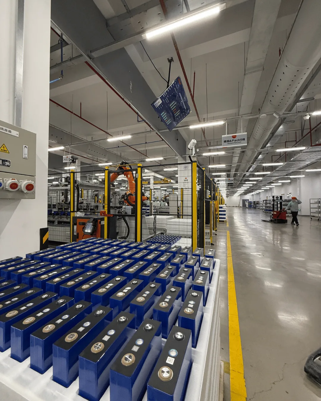 GoodWe Manufacturing in China - 1